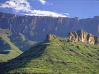 Amphitheatre_Drakensberg.jpg